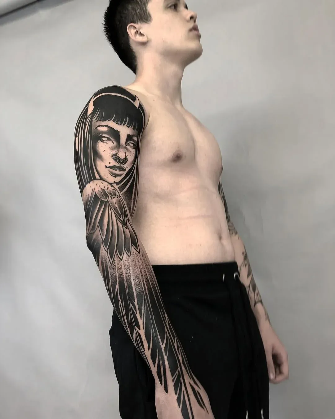 Blackwork: da tradição tribal às composições gráficas de hoje